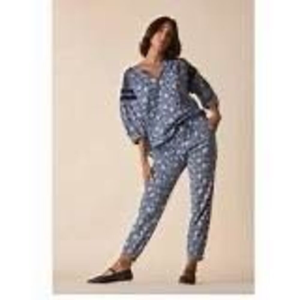 St. Roche NWT Yucca Pants in Navy Floral in S